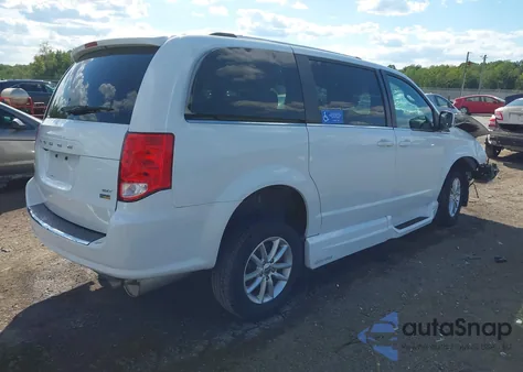 2018 Dodge Grand Caravan Sxt z USA, uszkodzony, nr VIN 2C4RDGCG1JR215875